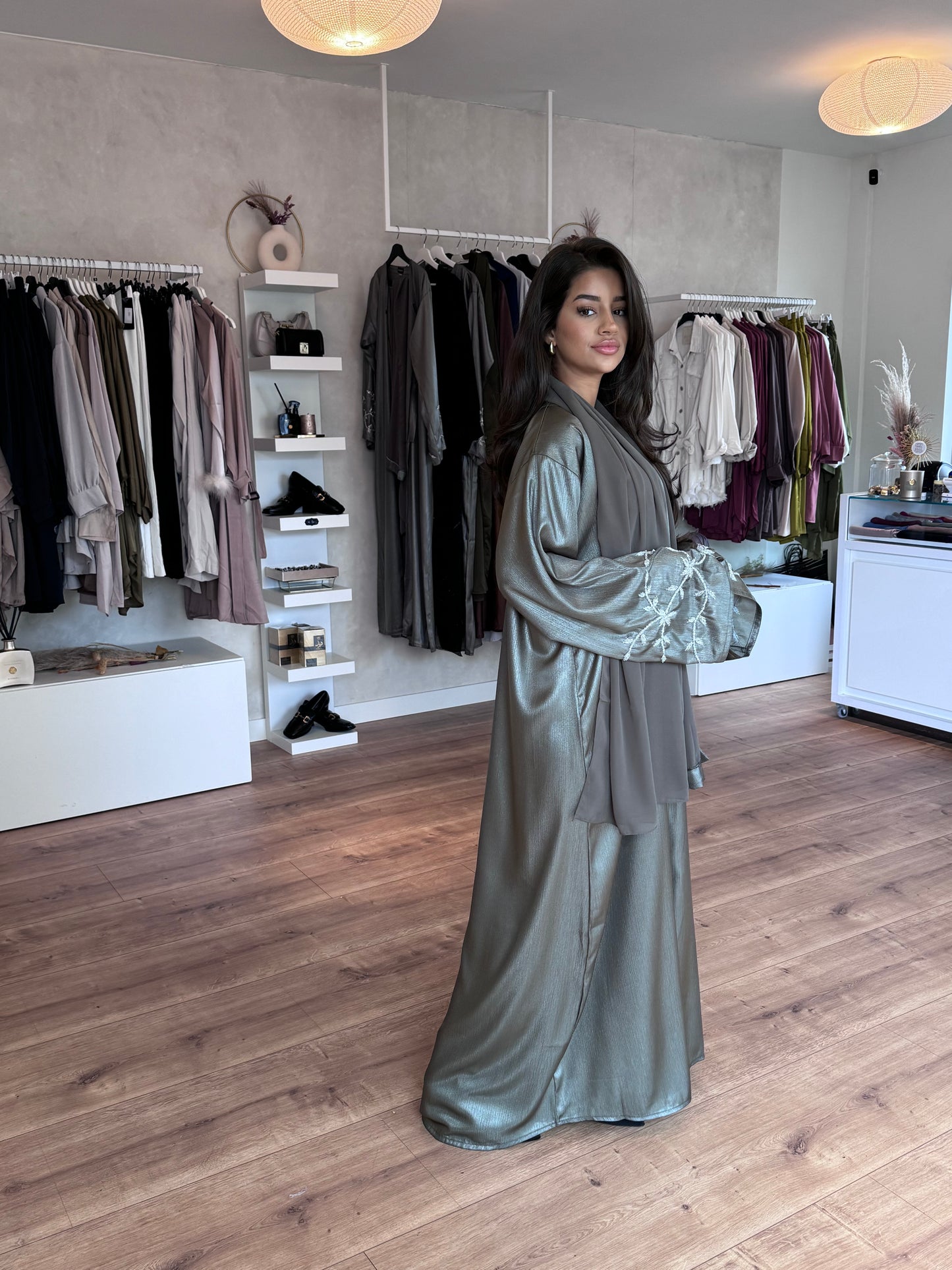 Abaya Nour