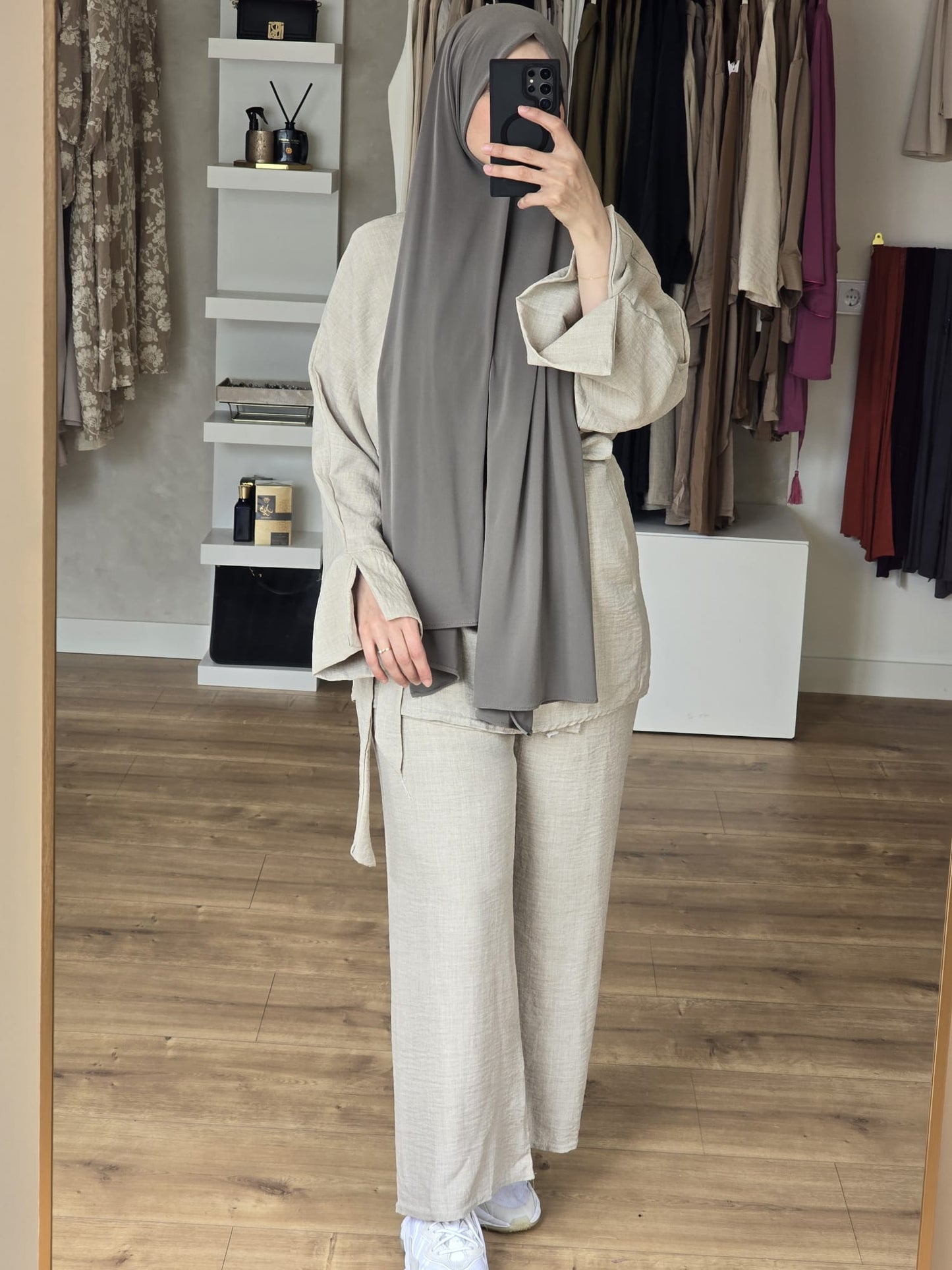 Maya Twinset
