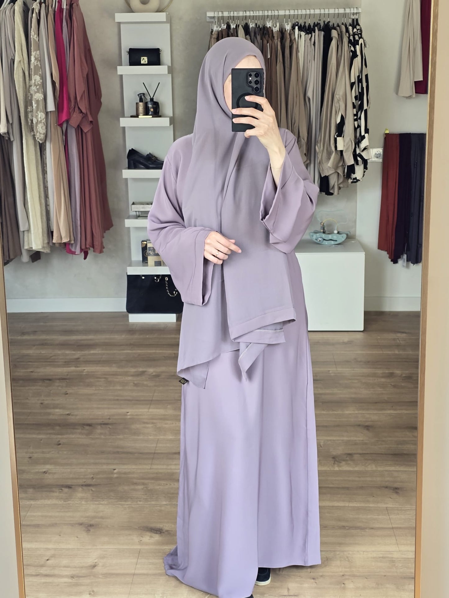 Abaya Warda