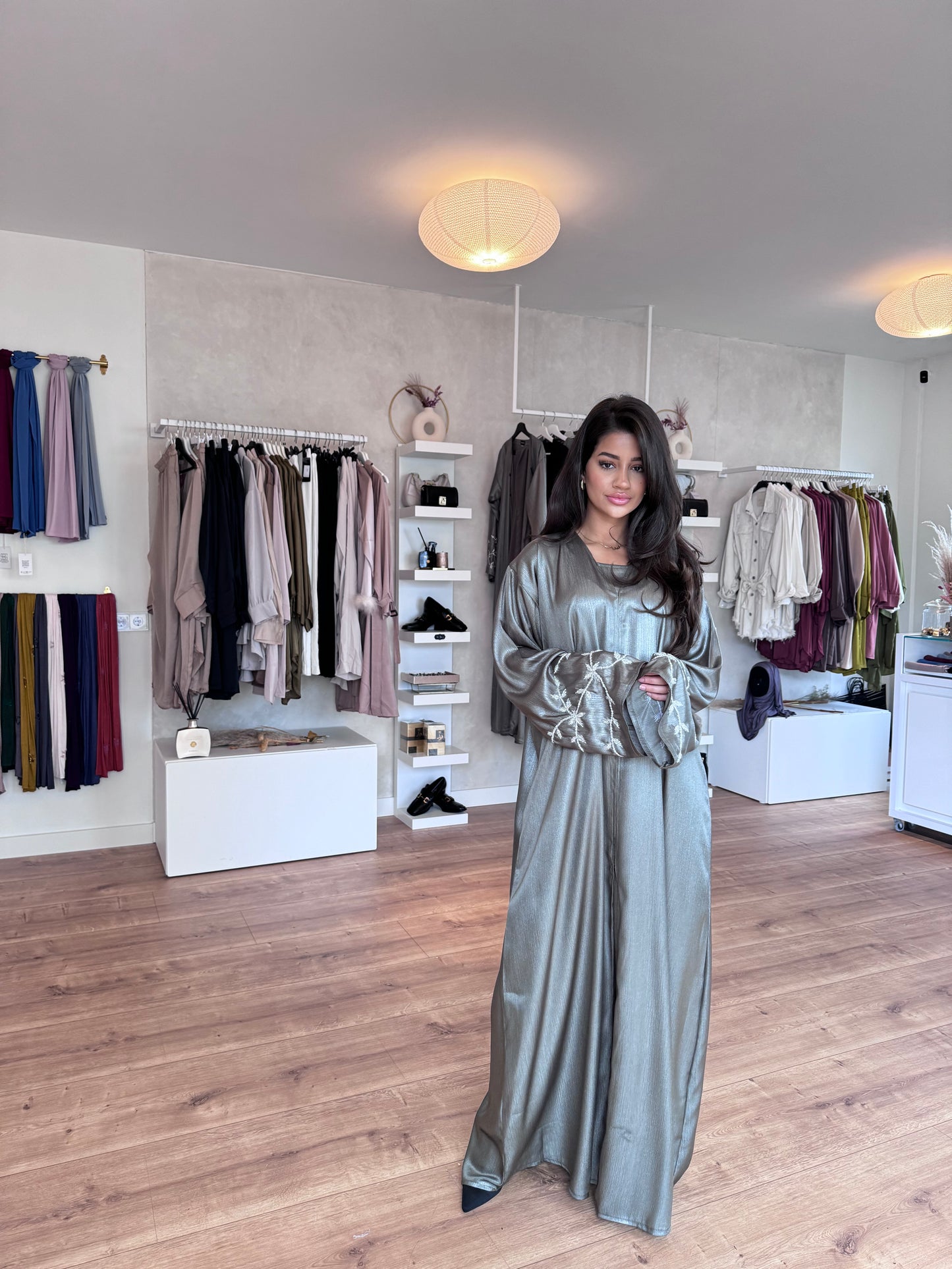 Abaya Nour