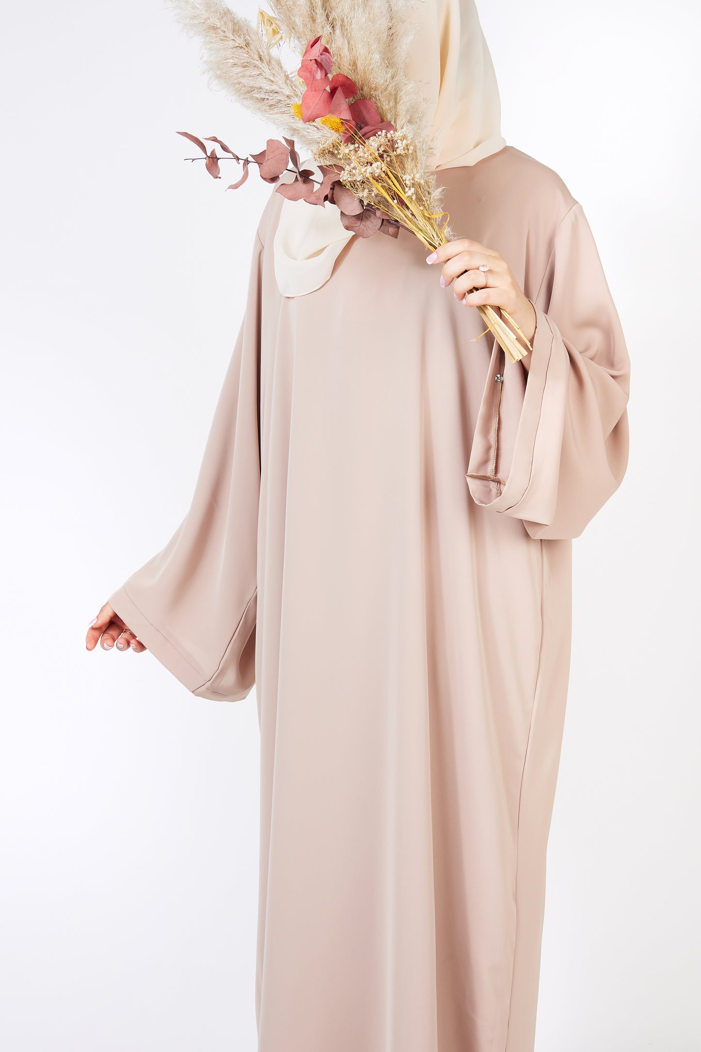 Abaya Warda